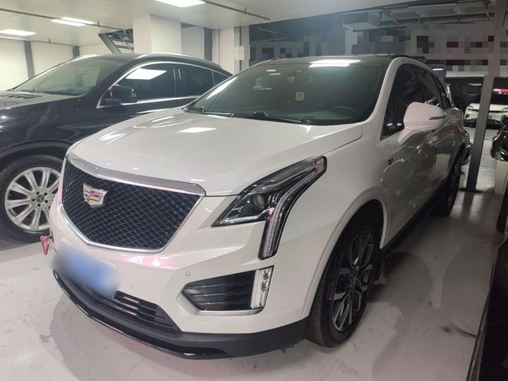 XT5 2021 28T AWD Leading Sport