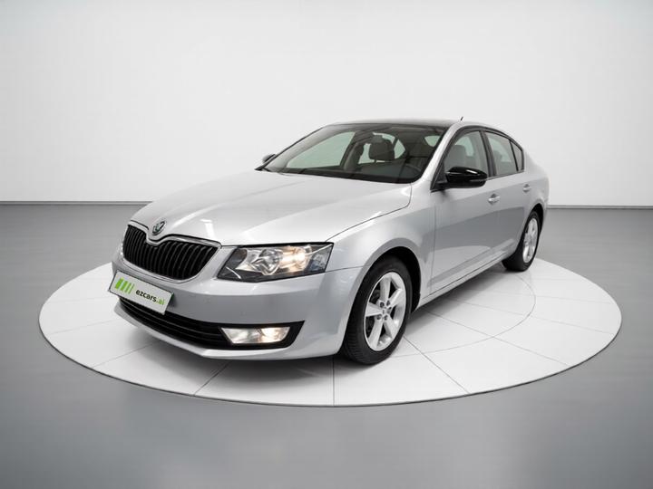 Octavia 2015 1.6L AT
