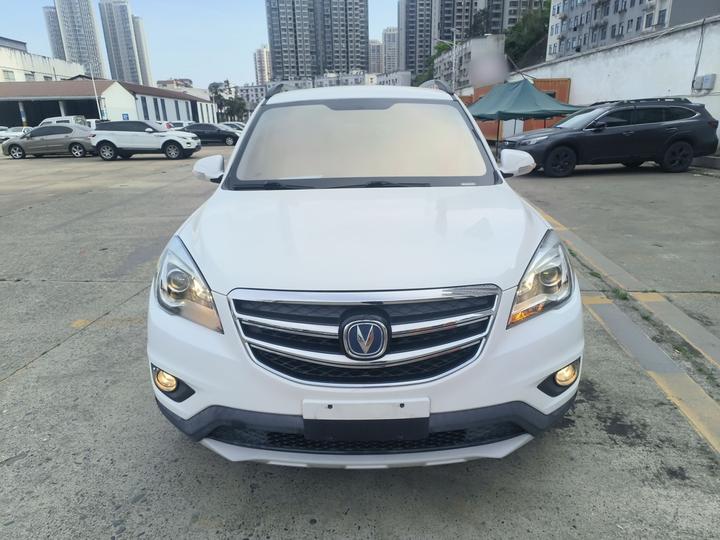 CS35 2017 1.6L MT Luxury photo 2