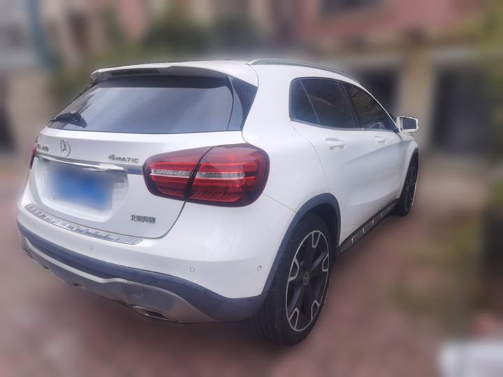 GLA 2017 GLA 220 4MATIC Fashion photo 6
