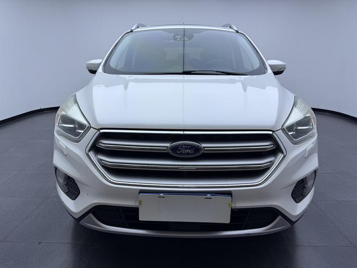 Kuga 2017 EcoBoost 180 AWD photo 2