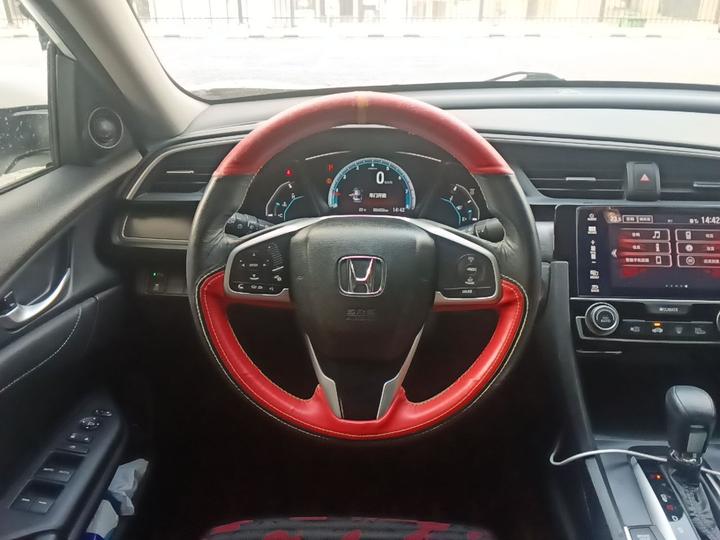 Civic 2016 220TURBO CVT Premium photo 7