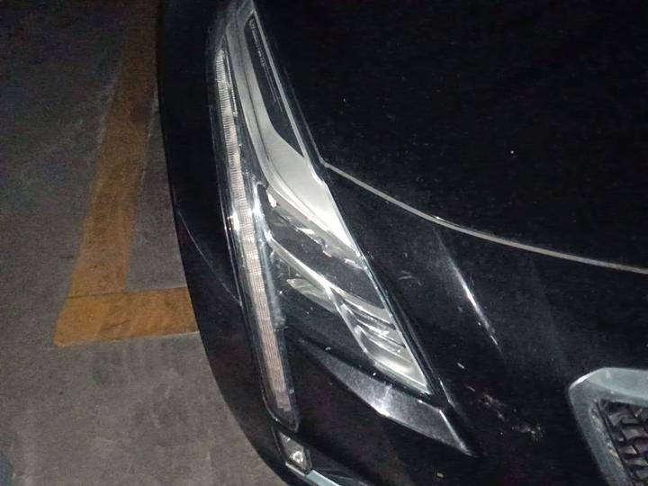 CT6 2017 28T Leading photo 7