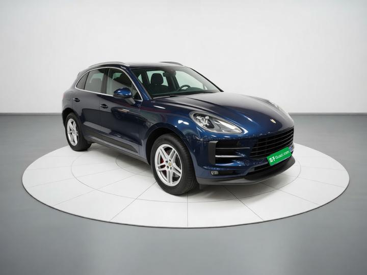 2018 Macan 2.0T photo 3