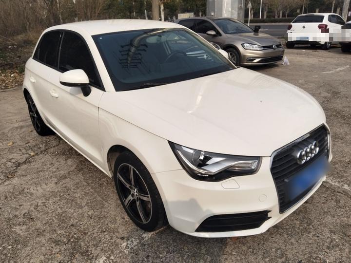 A1 2014 30 TFSI Sportback Tech photo 3