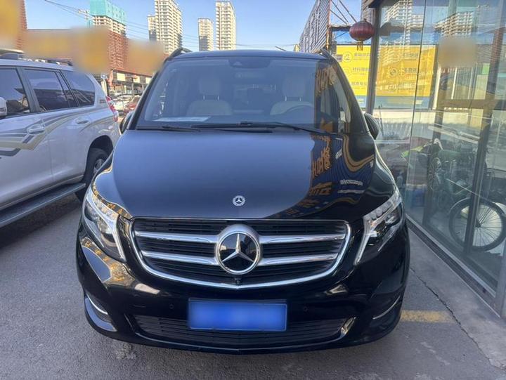V-Class 2018 V 260 L Premium Extended China VI photo 2
