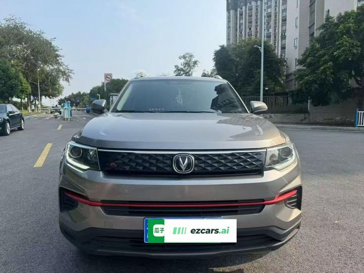 CS35PLUS 2021 1.6L MT Elite photo 2