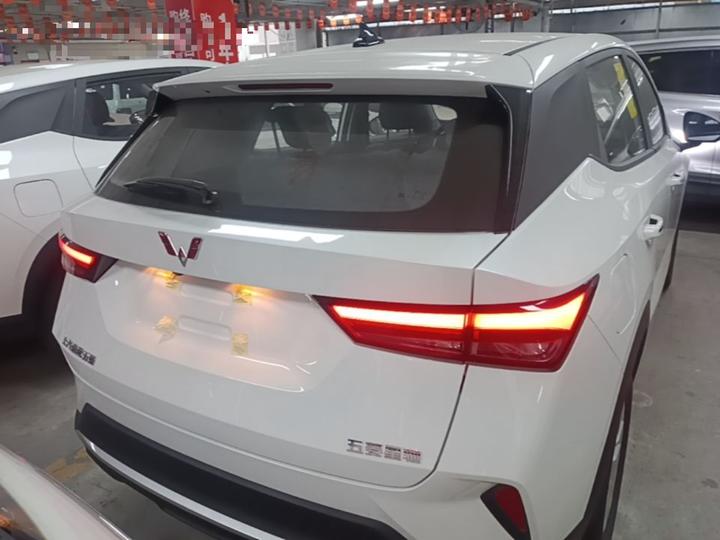 Wuling 2026 1.5L CVT photo 3