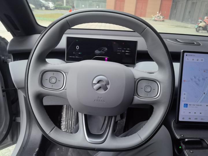 ET5T 2024 75kWh Touring photo 6