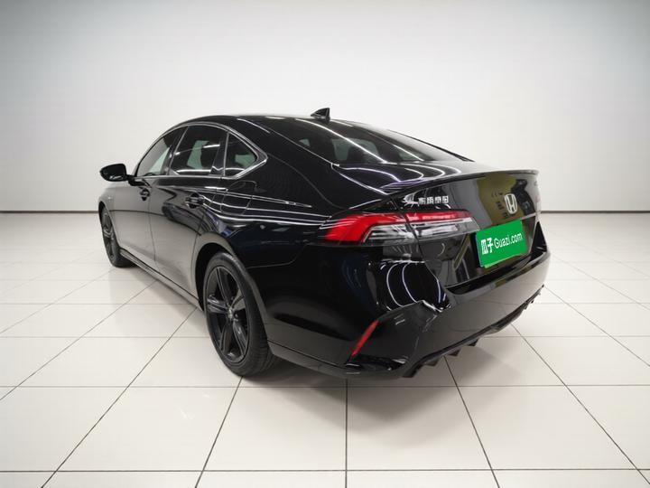 2023 260TURBO photo 4