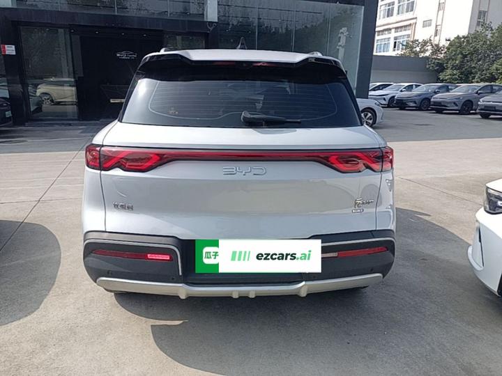 Yuan UP 2025 ADAS 401KM photo 5
