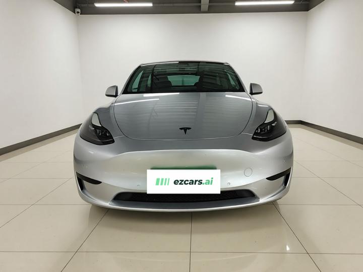 Model Y 2022 RWD photo 2