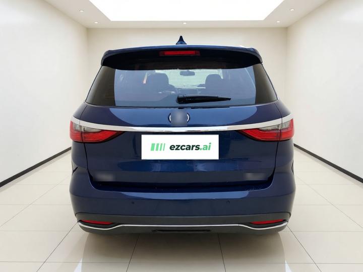 Song MAX 2018 1.5T AT Connected Exclusive 6-Seater photo 5