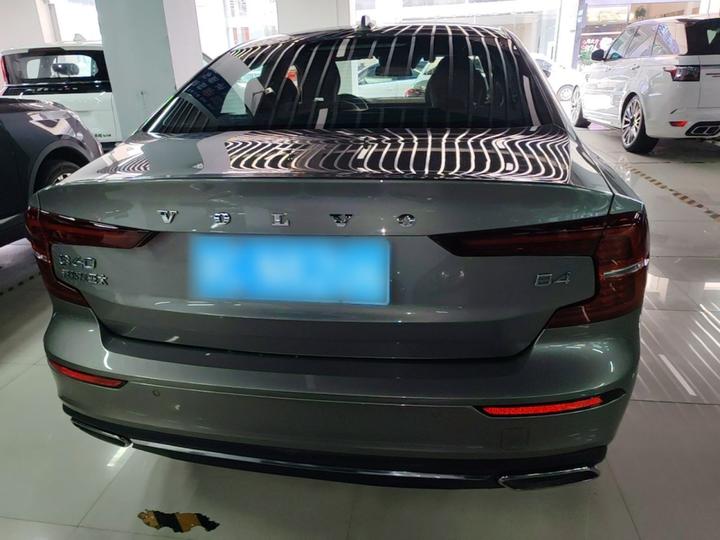 S60 2022 B4 Luxury photo 5