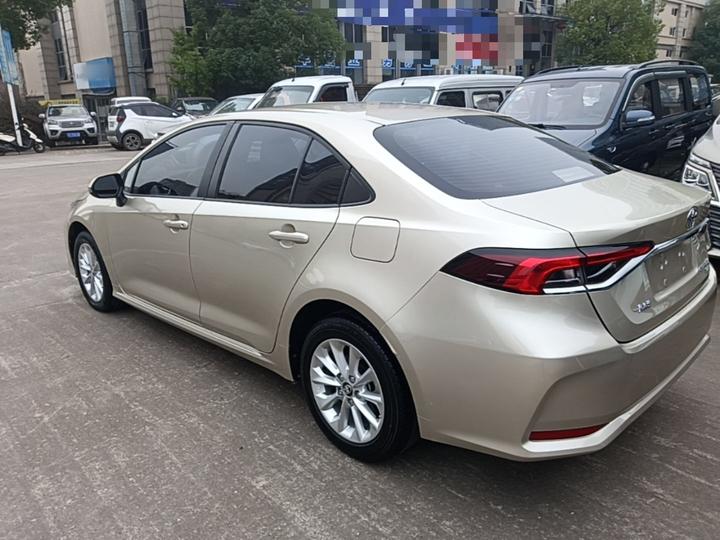 Corolla 2019 1.2T S-CVT GL-i Luxury photo 4