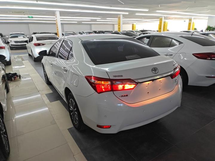 Corolla 2017 Facelift 1.2T S-CVT GL photo 4
