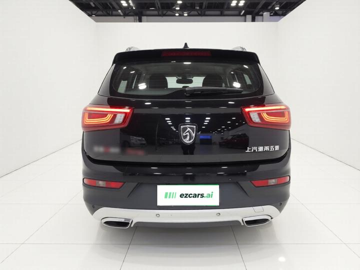 560 2017 1.5T MT Comfort 7-Seater photo 3