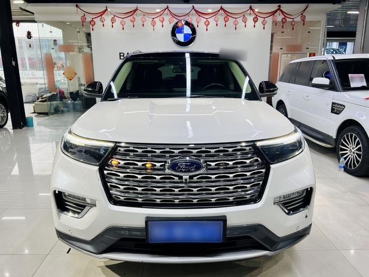 Explorer 2020 EcoBoost 285 AWD Titanium 7-Seater photo 2