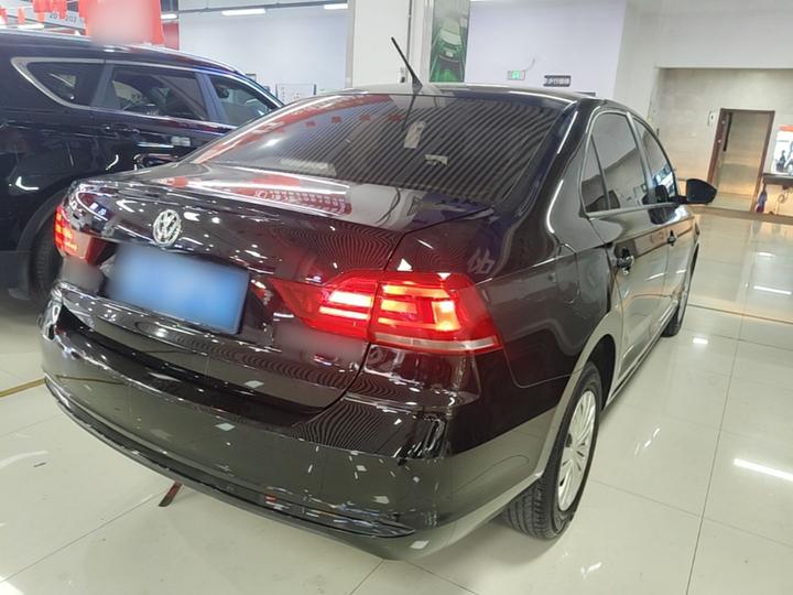 Santana 2019 1.5L AT China VI photo 4