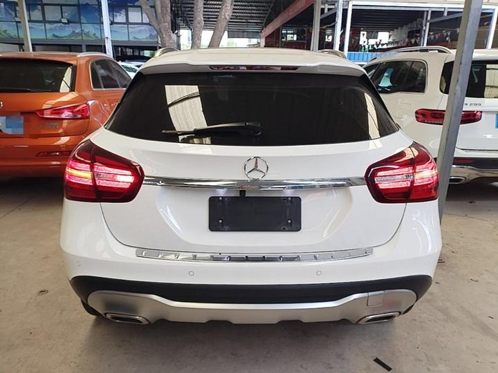 GLA 2018 GLA 200 Dynamic photo 3