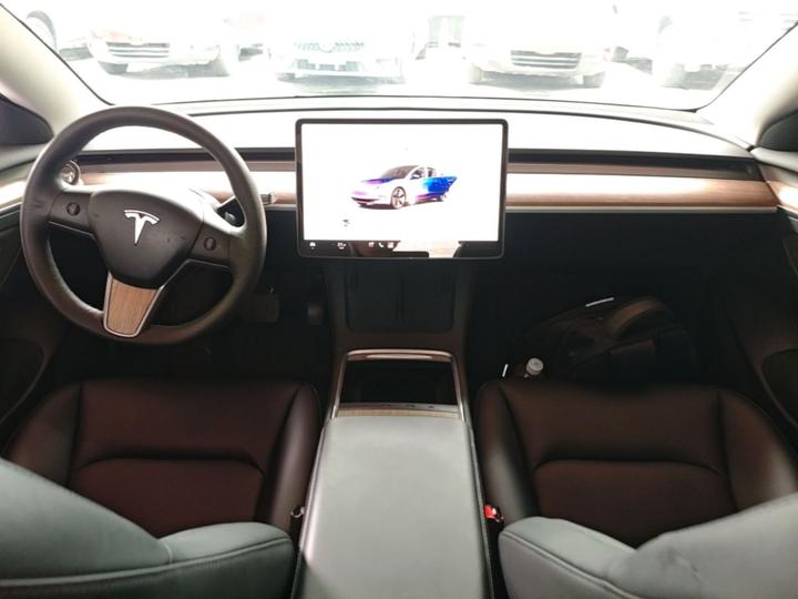 Model 3 2022 RWD photo 5