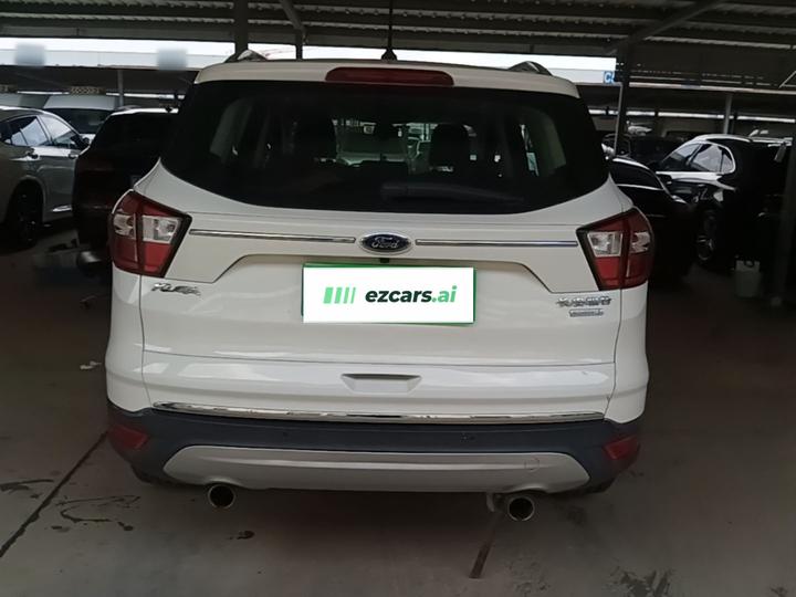 Kuga 2018 EcoBoost 180 RWD photo 3