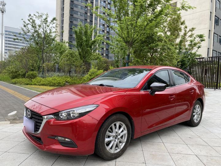 3 Axela 2019 Sedan 1.5L AT Comfort China VI