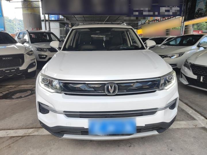 CS35PLUS 2019 1.6L AT photo 2