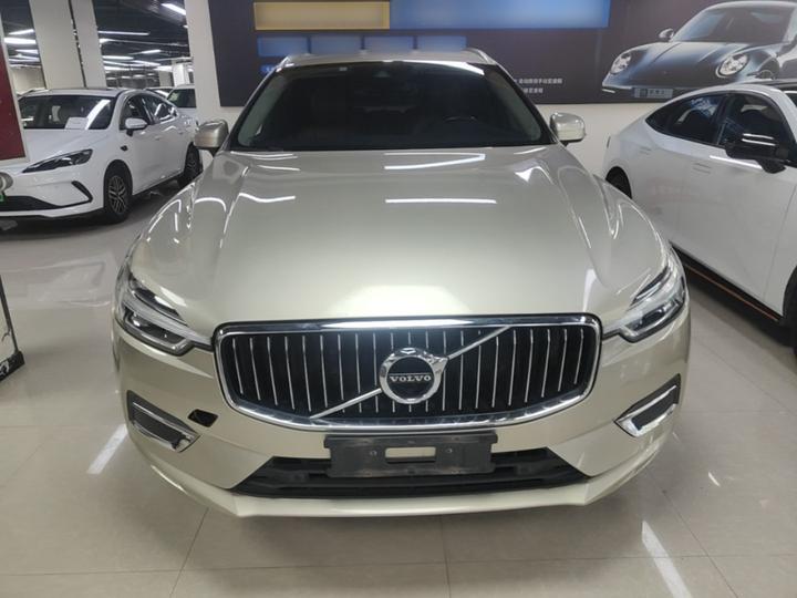XC60 2020 T5 AWD Luxury photo 2