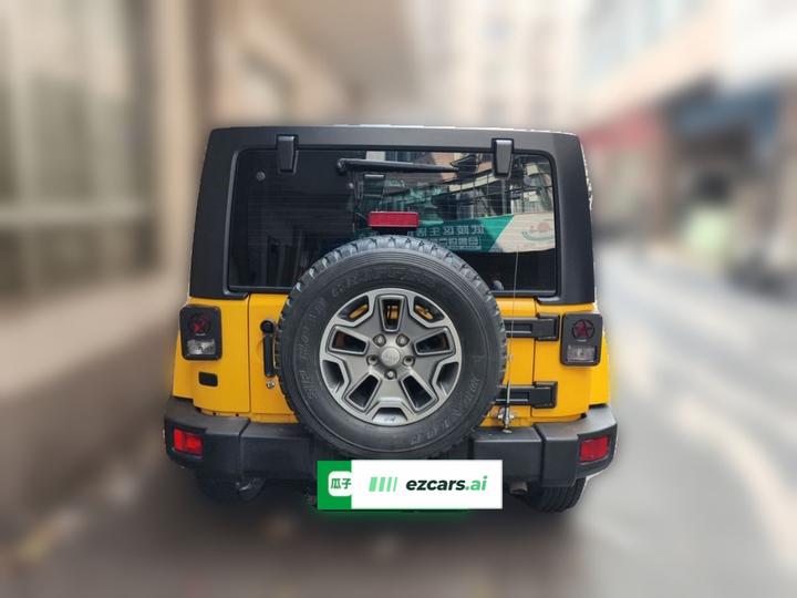 Wrangler 2015 3.0L Sahara 4-Door Comfort photo 5