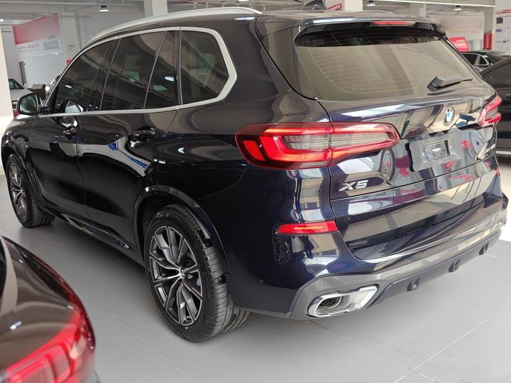 X5 Imported 2020 xDrive30i M Sport Package photo 4