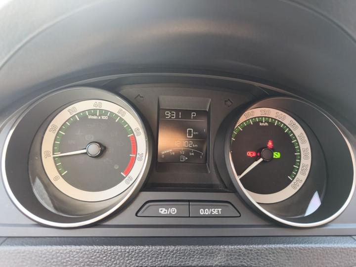 Rapid Spaceback 2019 Facelift 1.5L AT Comfort China V photo 7