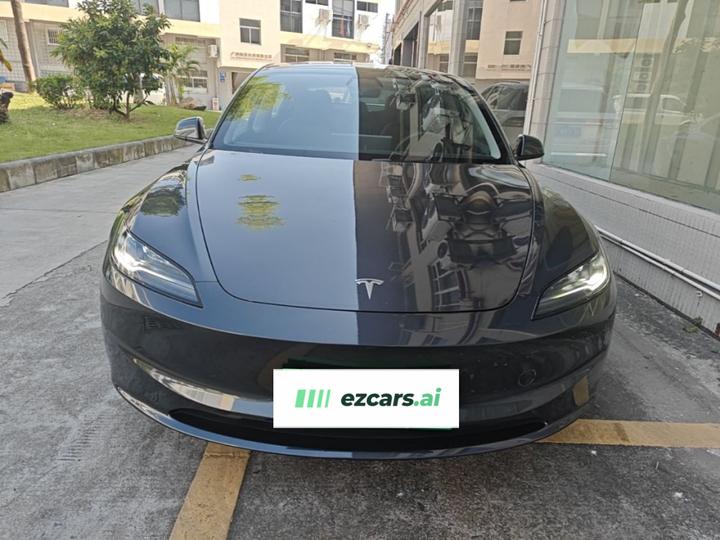 Model 3 2023 RWD photo 2