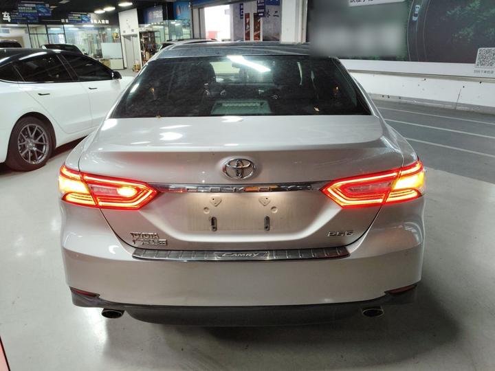 Camry 2018 2.5G Luxury photo 3