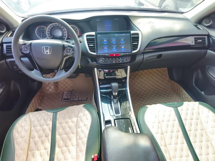 Accord 2016 2.0L Comfort photo 2