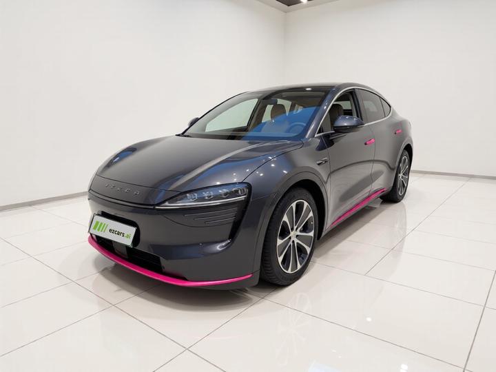 HIMA Luxeed R7 2024 EV 667km Pro
