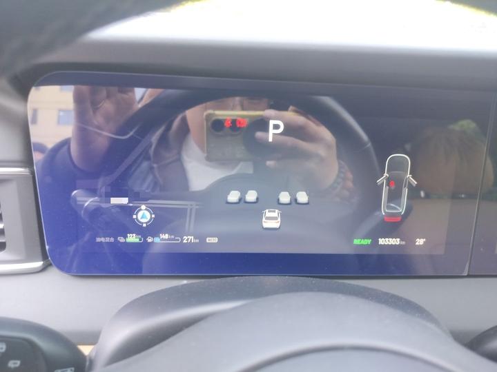 Li Auto ONE 2021 EREV 6-Seater photo 8