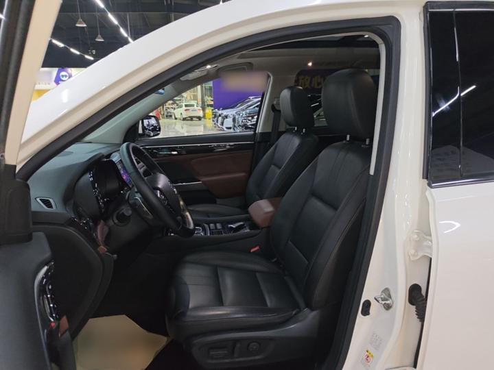 GAC Trumpchi GS8 2019 390T RWD Luxury Connected 7-Seater photo 7