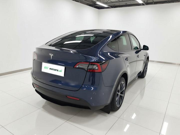 Model Y 2024 RWD photo 4