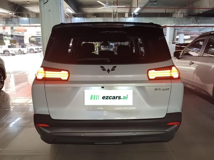 560 EV 2026 125km Luxury photo 3