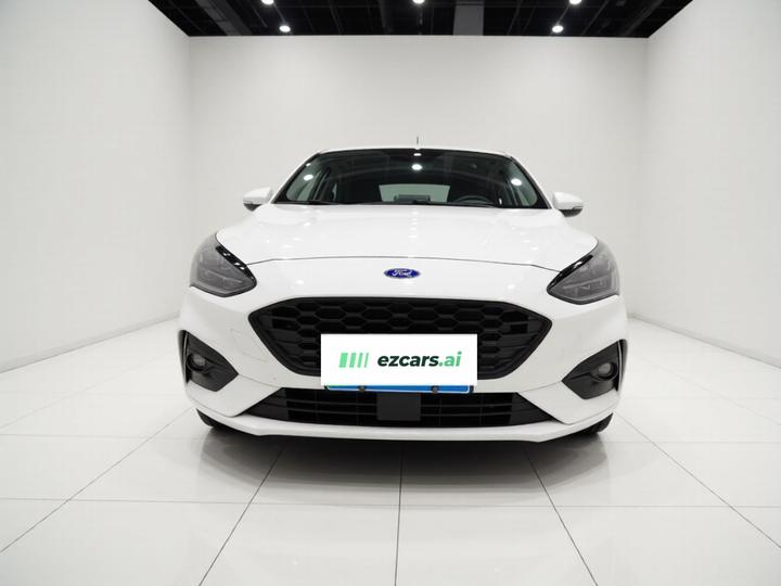 Focus 2020 Sedan EcoBoost 180 AT ST Line photo 2