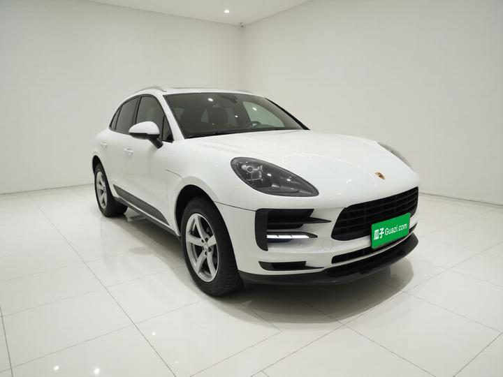 2018 Macan 2.0T photo 3