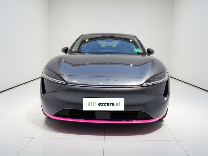 HIMA Luxeed R7 2024 EV 667km Pro photo 2