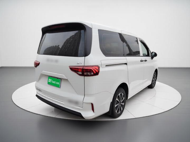 BAW M7 2025 1.6L MT Luxury 7-Seater photo 4
