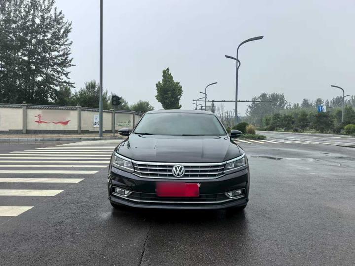 Passat 2017 330TSI DSG photo 2
