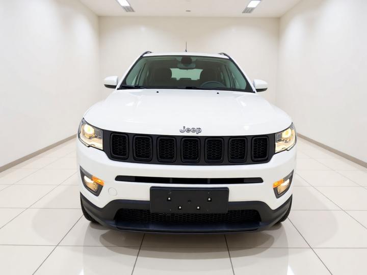 Compass 2019 220T AT photo 2