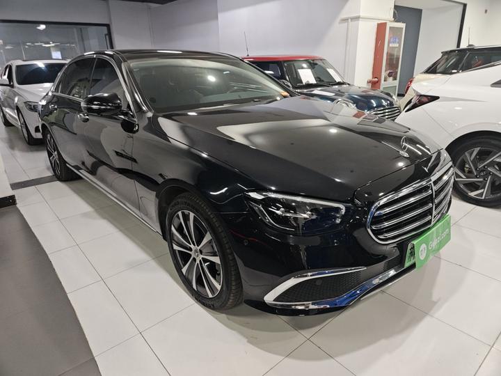 E-Class EV 2022 Facelift E 350 e L PHEV photo 3
