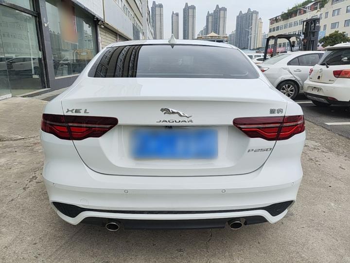 XEL 2022 2.0T 250PS R-DYNAMIC S Progressive Sport photo 3