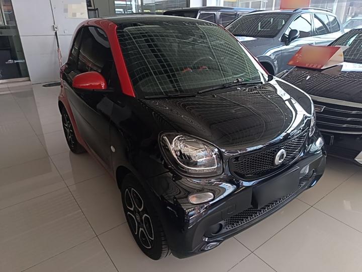 fortwo 2019 0.9T 66 Coupe China VI photo 3