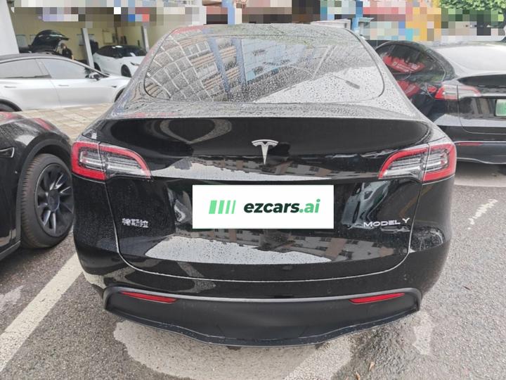 Model Y 2022 RWD photo 3